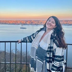 Meet your Posher, Hanna